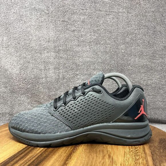 Nike Jordan Trainer ST Winter Black/Gym Red-Anthracite Mens Size 7 854562-003 - Picture 3 of 9